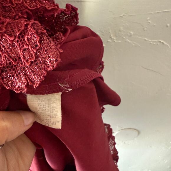 Y2K Betsey Johnson Red Lace Slip Dress XS Ruffle Hem Vamp Romantic Goth Dress - Picture 11 of 11